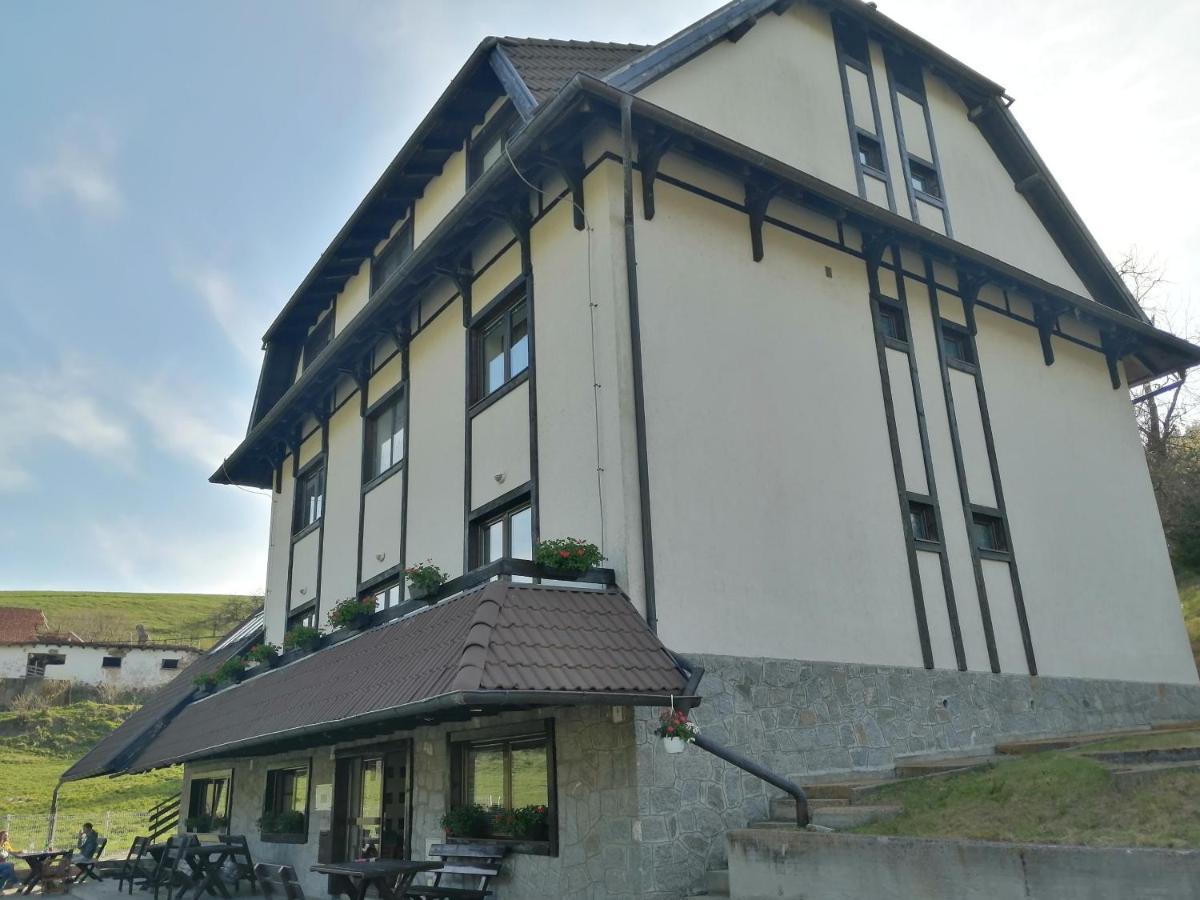 Villa Mramor Brzece Ngoại thất bức ảnh