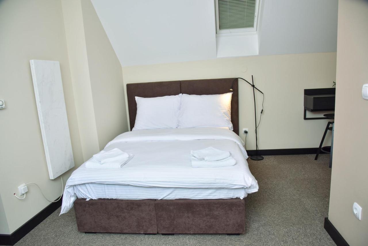 Villa Mramor Brzece Ngoại thất bức ảnh