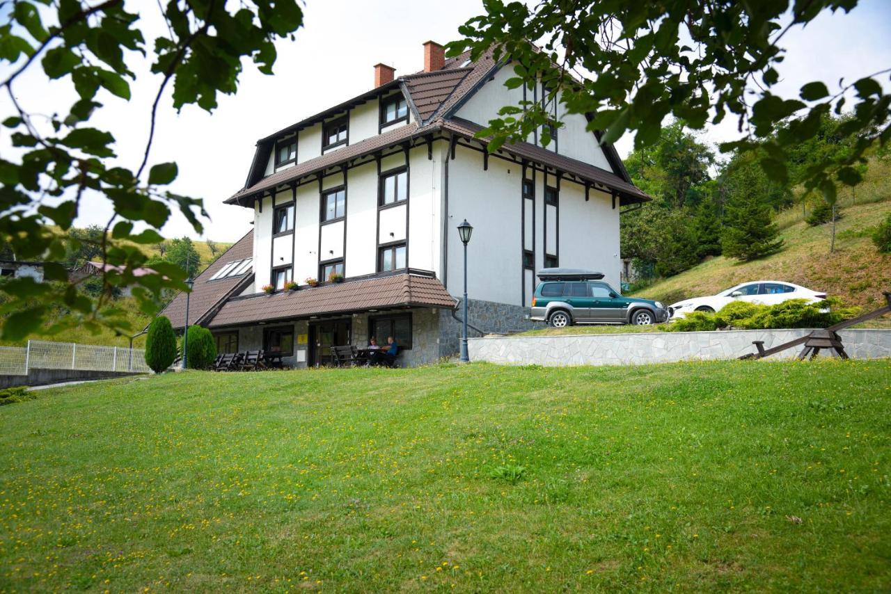 Villa Mramor Brzece Ngoại thất bức ảnh